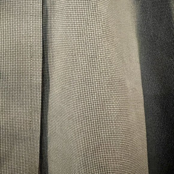 Joseph A. Bank Traveler's Collection Men's Button Down Shirt - Picture 2 of 4